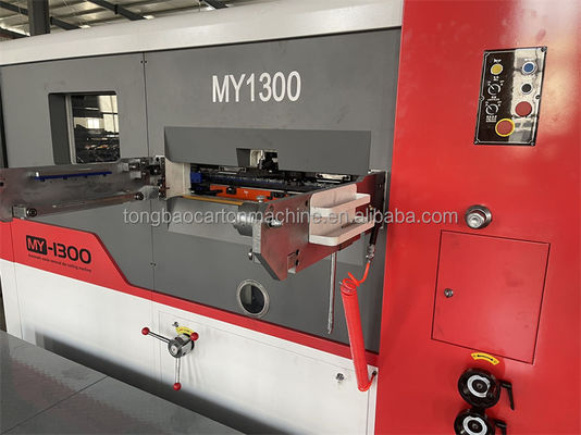 Máquina de corte de cartón para la fabricación de cajas de cartón