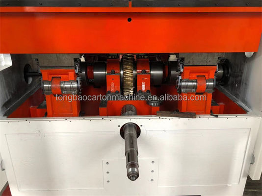 Máquina de corte a presión de placa corrugada de alta velocidad para línea de producción de cajas