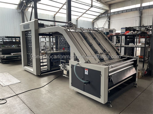 Tipo de embalaje de película Máquina de laminación con flauta para la fabricación de cajas de cartón de cartón
