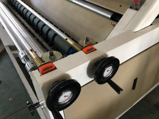 Máquina de laminado automático de papel ondulado con flauta A2 para requisitos del cliente