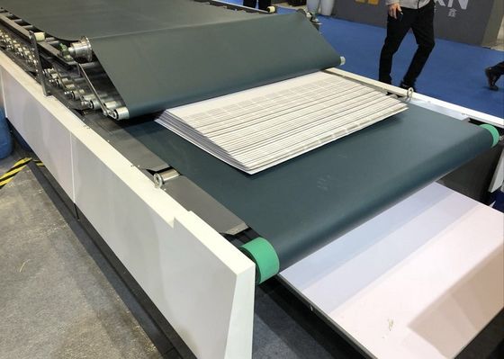 Máquina laminadora automática de flauta de 400 mm versátil para diversas aplicaciones