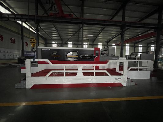 Máquina avanzada de corte automático de borde de plomo de 380 V con estación completa de eliminación de residuos