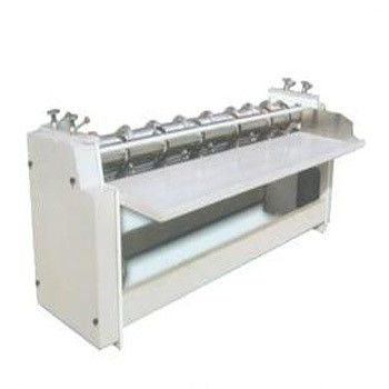 Máquina de cortar de cartón ondulado manual de triturador de rodillos semiautomática para el cortocircuito duradero