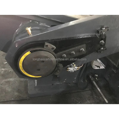 ML Suministro de alta tecnología Máquina de corte por punzón y crecimiento manual para envases